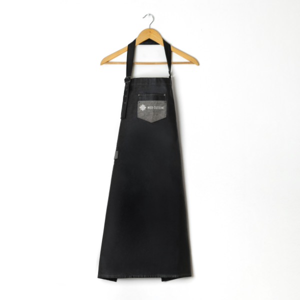 Med Apron - to impress without a mess